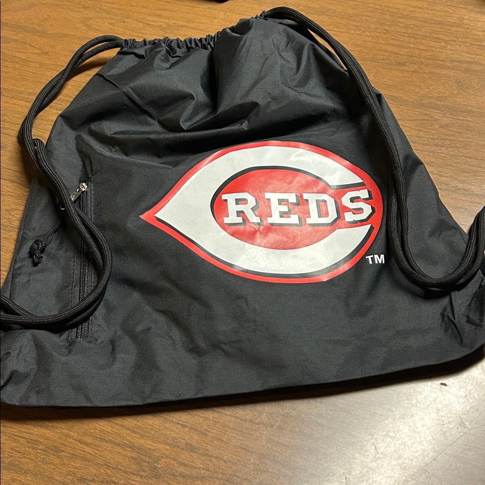 New, Cincinnati Reds backpack - Picture 6 of 6